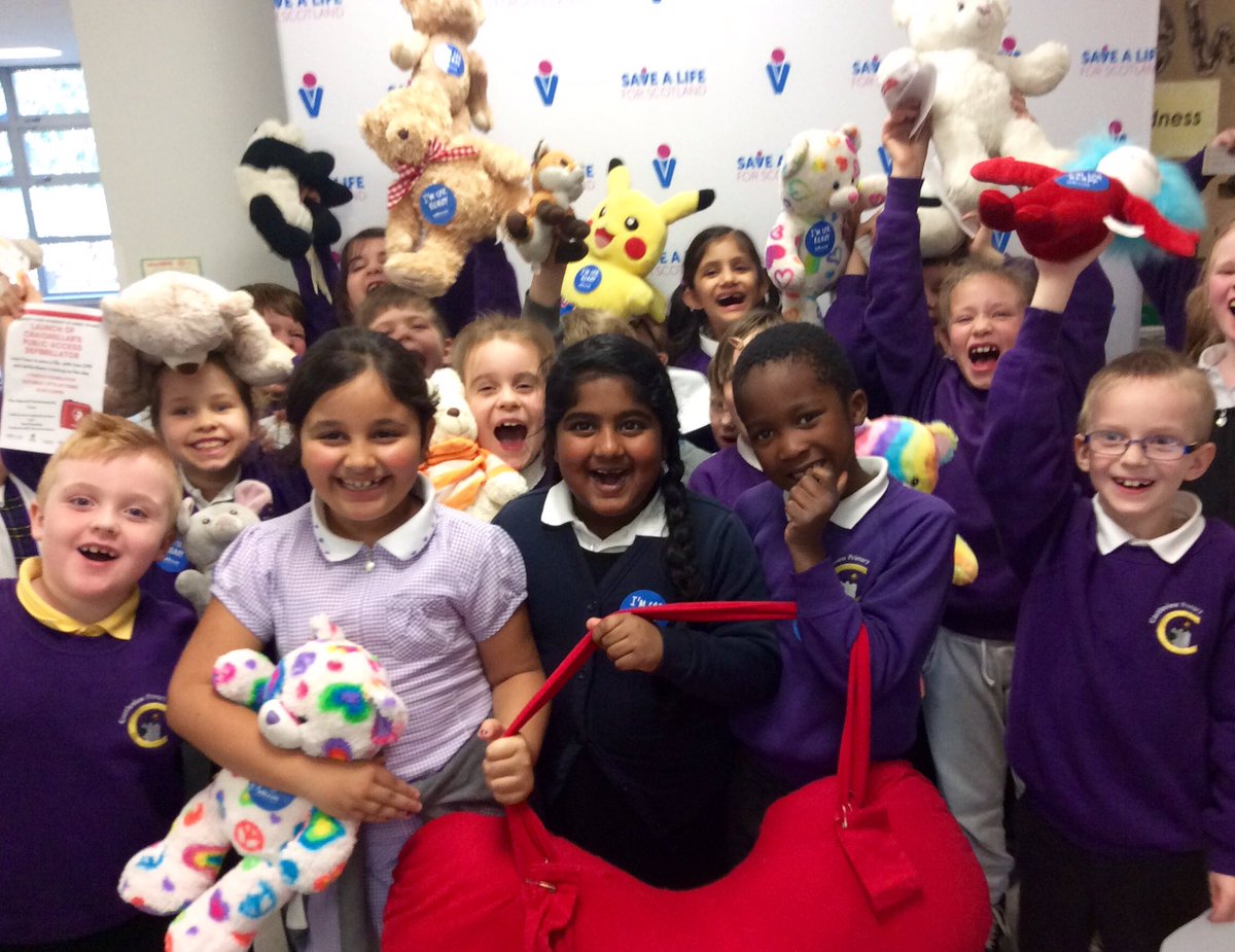 SaveALifeScot's tweet photo. What an awesome day we had at @Castleview_PS sharing life-saving #CPR! We can't wait for Saturday with @thistlecharity and @StJohnScot for more #CPR + defib! Join us 12-2pm for singing🎵, a poster competition🎨, and more! https://t.co/jEc0mfB3Aj
