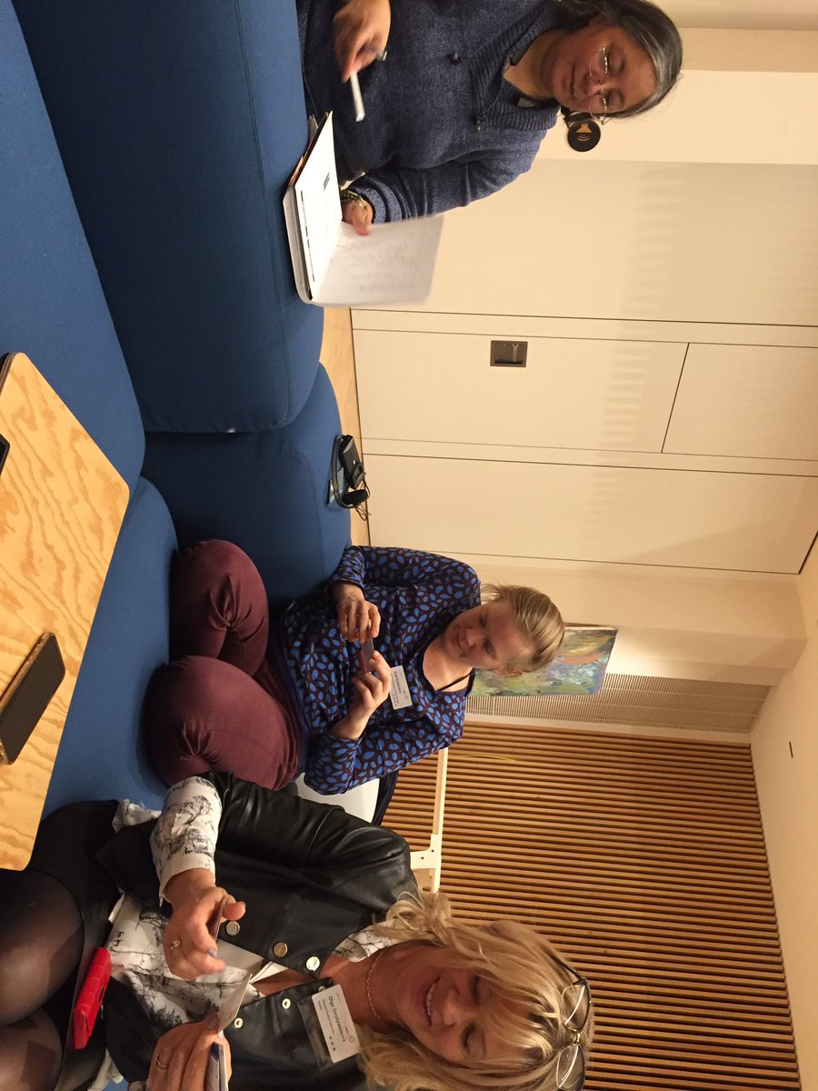 GerardPruim's tweet photo. Very interesting hack session about #bitoftrust at the #ePIC2018 about communities. When is a community a community? How is trust is established with this concept? #openRecognition #mirva https://t.co/6JxivKBVDE