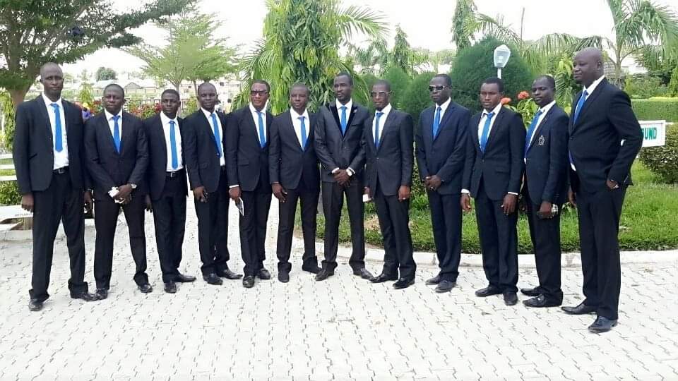 MMyco008's tweet photo. Men's in black... https://t.co/GCltwR1XF2