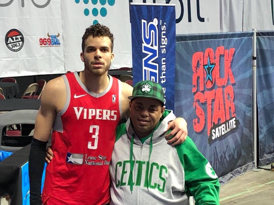   Happy birthday to former Boston Celtics play, my man RJ Hunter!!! 