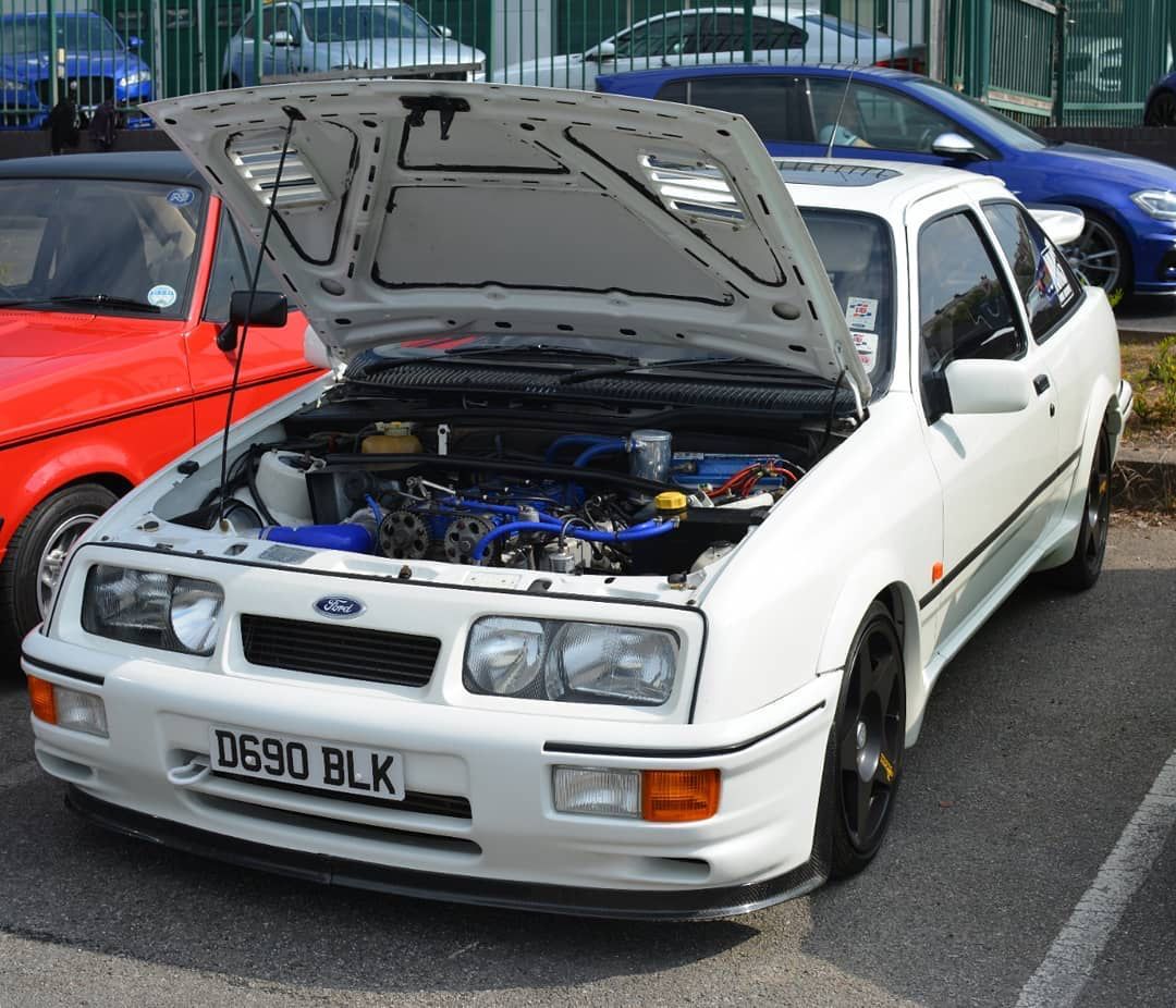 HeritageFord3's tweet photo. Ford Sierra Cosworth
๐ท: robbie22b
#heritageford #ford #sierra #cosworth #rs #fasterfords #fastford #retroford #classicford #retroford #classiccar #retrocar https://t.co/FzQWLYR3am