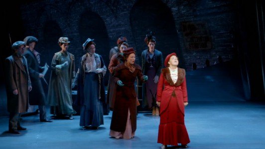 playbill's tweet photo. Nobody is gonna rain on my parade! The U.K. revival of Funny Girl, starring @Sheridansmith1, will broadcast in movie theatres worldwide tonight! https://t.co/1DcWK8ip2R https://t.co/FdPpNJkijq