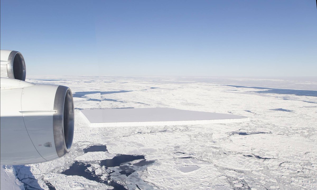 severeweatherEU's tweet image. A couple more images of the rectangular iceberg in Antarctica on the Larsen C ice shelf! Photos: NASA/Jeremy Harbeck