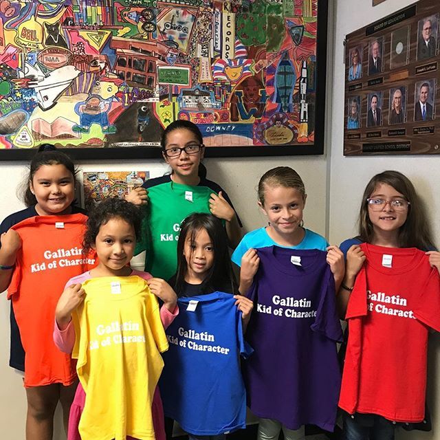 GallatinElem's tweet photo. Congratulations to the Kids of Character raffle winners from Tuesday. #galgrizzlies #dusd #ccweek2018 @charactercounts @downeyteacher https://t.co/H5mnUu7ilO https://t.co/pVQc0kRHcP