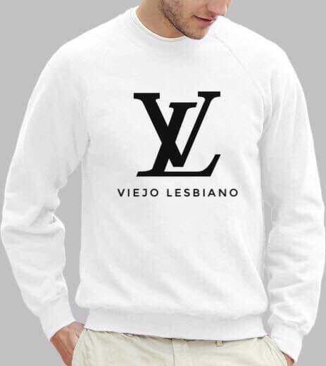 Magoral's tweet photo. Ya están listas sus sudaderas @jrsestaca &amp; @EVIDEGARAY | @lacorneta40 | @los40mx #calleseviejolesbiano https://t.co/P8mhnGqyOs
