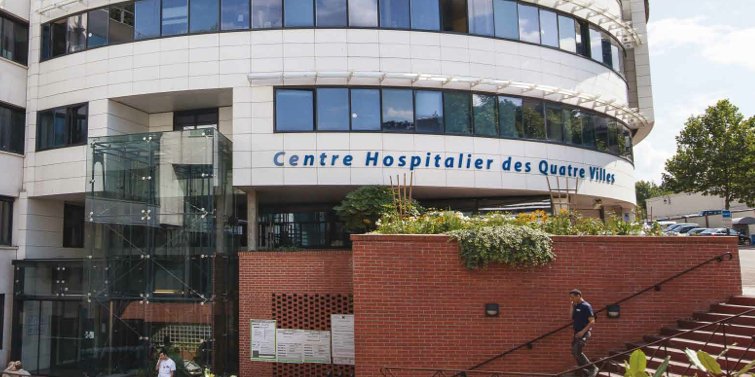 Le <a href="/ch_quatrevilles/">CH4V</a> arrive également sur #Facebook et #Twitter ! Voici un nouvel établissement à suivre sur les réseaux ! Fier d'accompagner avec <a href="/CreativeSlasher/">Creative Slashers</a> ce CH dans sa transformation digital et notamment dans sur les #SocialMedia 👨‍💻🏥👨‍💻
#startup #hcsmeufr #hôpital