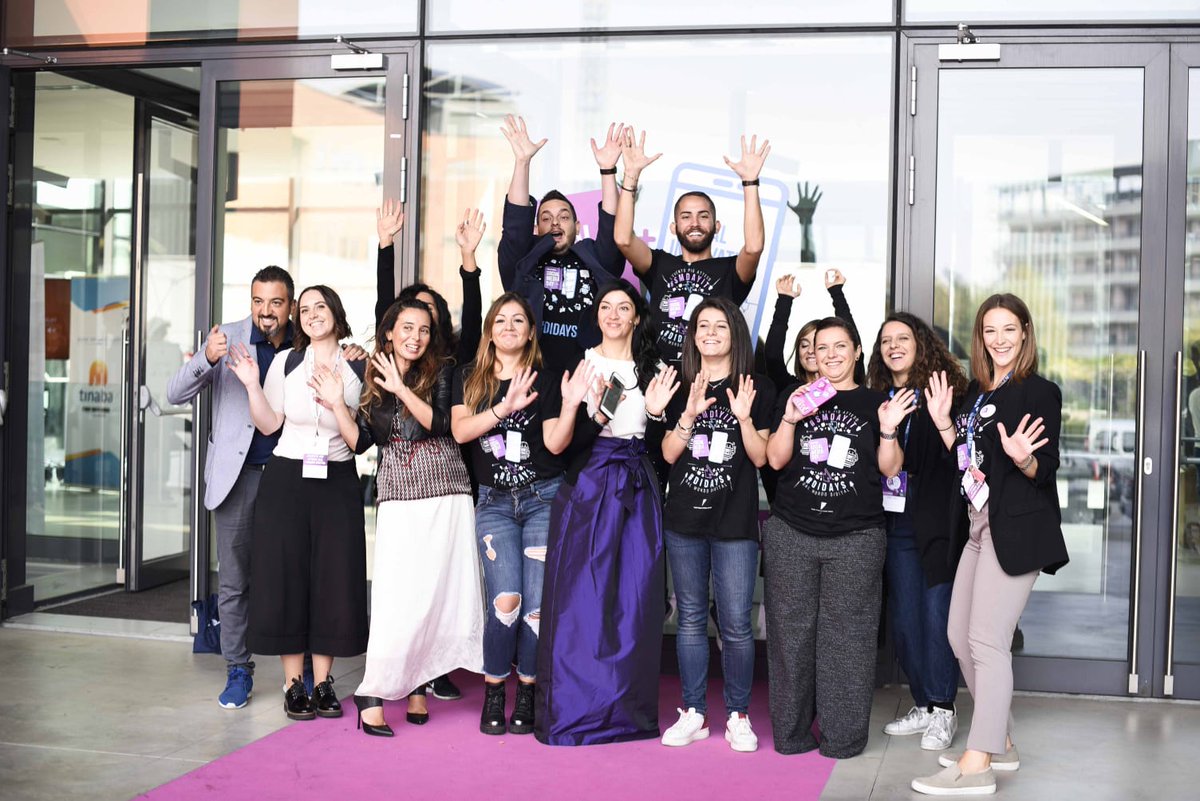 MicheleDelGatto's tweet photo. 📸 Un'esperienza indimenticabile, culmine di un anno di lavoro con un #team fantastico 🚀 Grazie a tutta la #community @SMDAYIT per avermi dimostrato l'impatto positivo dei #social: da #online ad #offline possono nascere relazioni genuine e di valore 🌟 #SMDAYIT #DIDAYS 🔝 https://t.co/uUbPrqpJfR