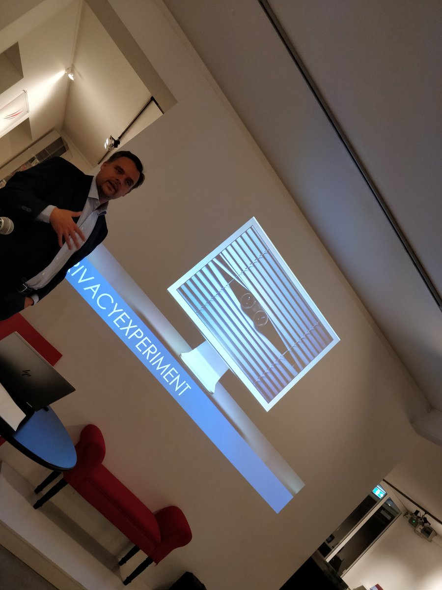 VrouwenVrij's tweet photo. Big Brother might be watching but we fight back 💪 
Lezing @DigitaleWeek over #privacy en #cyberpesten met staatssecretaris voor privacy @debackerphil 😎 #digitaleweek https://t.co/Hv2jy2vajd