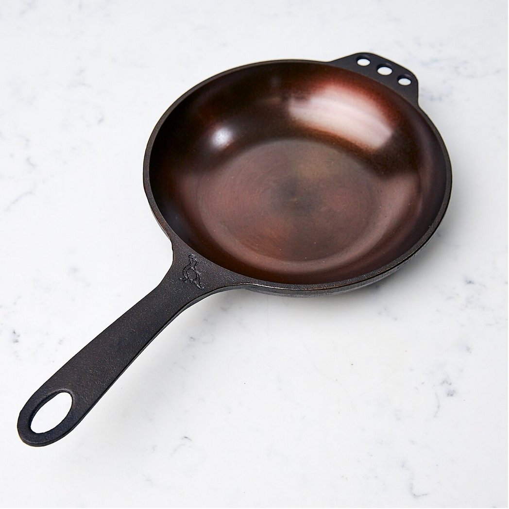 ThePSofC's tweet photo. Please join Smithey Ironware Company and the PSC THURSDAY 10/25 from 4-7 pm for a launch party to introduce the all-new No. 8 SKILLET.
•
•
•
#147king #charlestonmakers #preservationsocietyofcharleston #explorecharleston #chshopping https://t.co/IzWbVuadsd