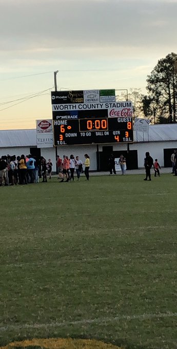 Backdoor Bob 🐶⚡️ - 4 pic. A wise man once told me “Never be afraid to Fail because with God on your Side, you’re already a winner”. With that being said you are now looking at the First Ever Deep South Conference Champs. Albany Middle Stand up Its Party time 🔥🔥 https://t.co/yvbvRh4AFo