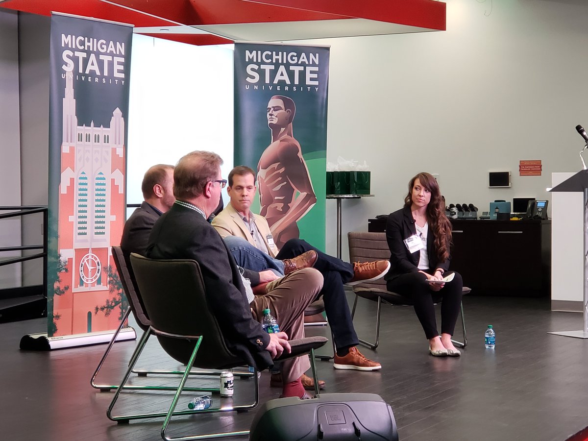 MSUBroadCollege's tweet photo. Tony Grant of @northpeakbeer: should industry diversify beyond craft beer? "Do you want to take your eye off the ball?" #msuexecforum https://t.co/mU3ugCItVP