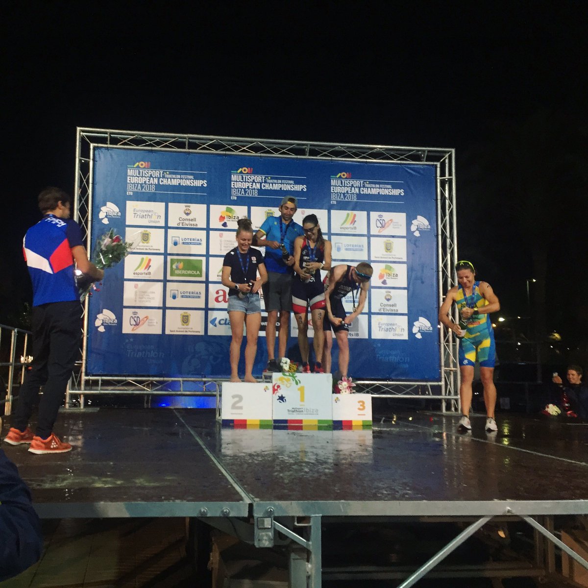 Finished 4th at the European Champs today - but for some reason ended up on the podium in 2nd! 🍾💐🤷🏻‍♀️
It was always going to be a big ask to defend my title...a RTC 13 days ago in which my car got written off somewhat disrupted training...thanks to my team for getting me here 👊🏼