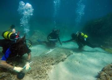 orientweet's tweet photo. Hallado en el Mar Negro una embarcación egea de hace 2.400 años en perfecto estado de conservación. Este hallazgo va a cambiar nuestra manera de comprender la construcción #naval y #navegación marítima en el mundo antiguo
https://t.co/qXdwvaqBFK https://t.co/ZvtWShSprl