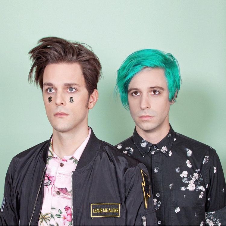 Idkhow группа. Группа i don’t know how but they found me. Idkhow группа. I don’t know how but they found me американский дуэт. Idk how but they found me.