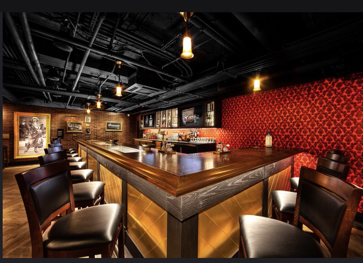 Spiritus_Online's tweet image. The Mob Museum (aka National Museum of Organized Crime &amp;amp; Law Enforcement) in Las Vegas has started daily tours of its Underground Distillery. It’s own Speakeasy serves house-distilled moonshine and Prohibition era-inspired cocktails and looks so cool. Booking flights as we speak!