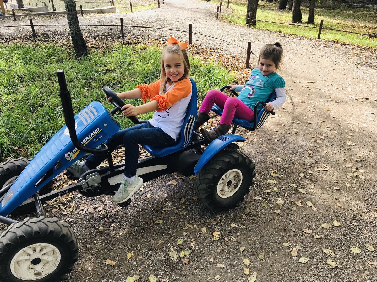 Kindergarten field trip to P & M Pumpkin Ranch @tisha_teach #uvlearn