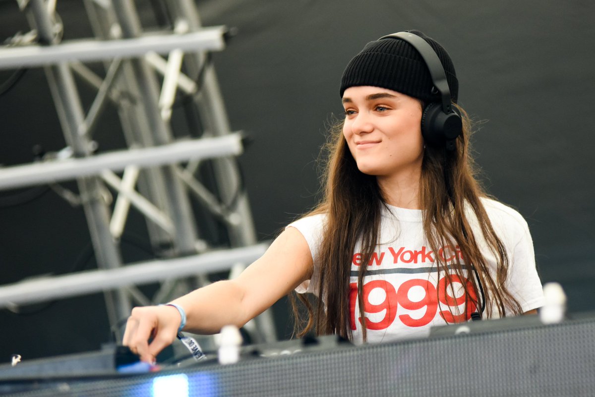 chuypedraza's tweet photo. Callie Reiff 🎤
#TecateLiveOut
Cobertura para @CervezaTecate
📍 Monterrey, México 🇲🇽
📷@chuypedraza
#CallieReiff #musicphotography #concertphotography #gigphotography #music #makesomenoise #dj #djlifestyle #dubstep #instagood #beat #beats #jam #myjam #party #remix #instamusic https://t.co/wej22xsAXL