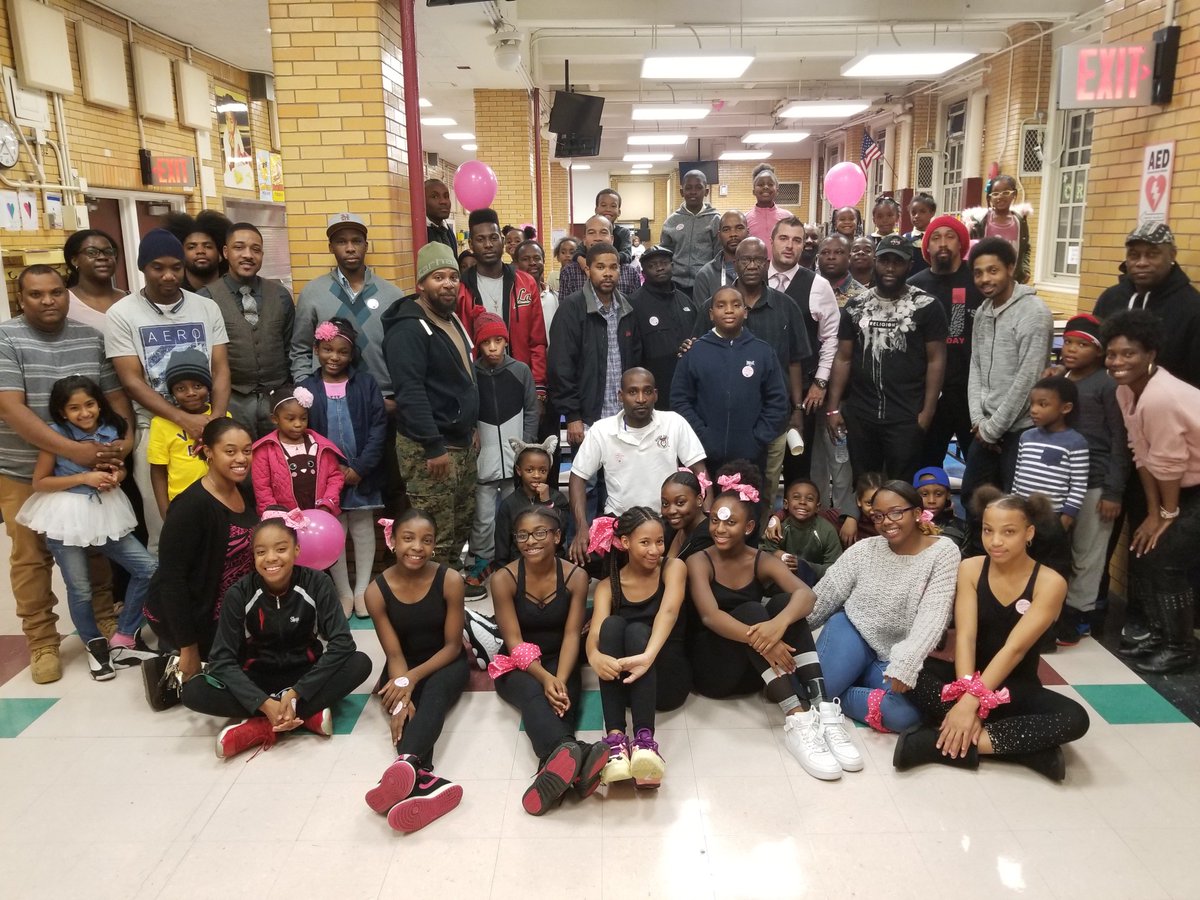 Watch D.O.G.S Kickoff Night In Collaboration With Our Performing Arts Department Breast Cancer Awareness Night @D29PresCouncil @D29Shines @NYCSchools @ESnow_WatchDOGS #BreastCancerAwarenessMonth #GreatDads