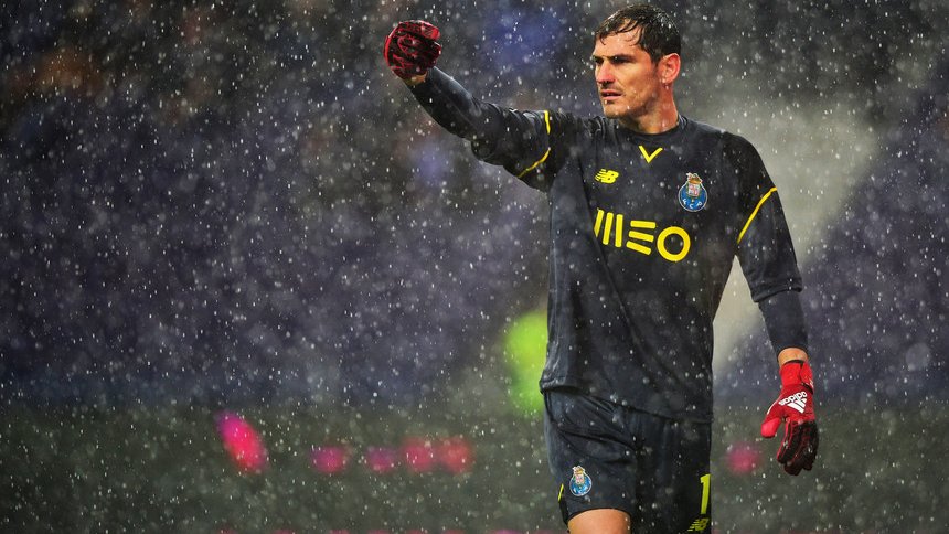 _Goalpoint's tweet photo. ⚽ 🇷🇺 Lokomotiv Moscovo 1-2 Porto 🇵🇹

GoalPoint Ratings #FCP @ 45’
1⃣ Iker Casillas 6.3 🔝
2⃣ Danilo Pereira 6.1
3⃣ Héctor Herrera 6.0
⬇ Éder Militão 4.1

#UCL #FCLFCP #LMFCFCP #FCPorto #RatersGonnaRate https://t.co/13UKsiEpJK