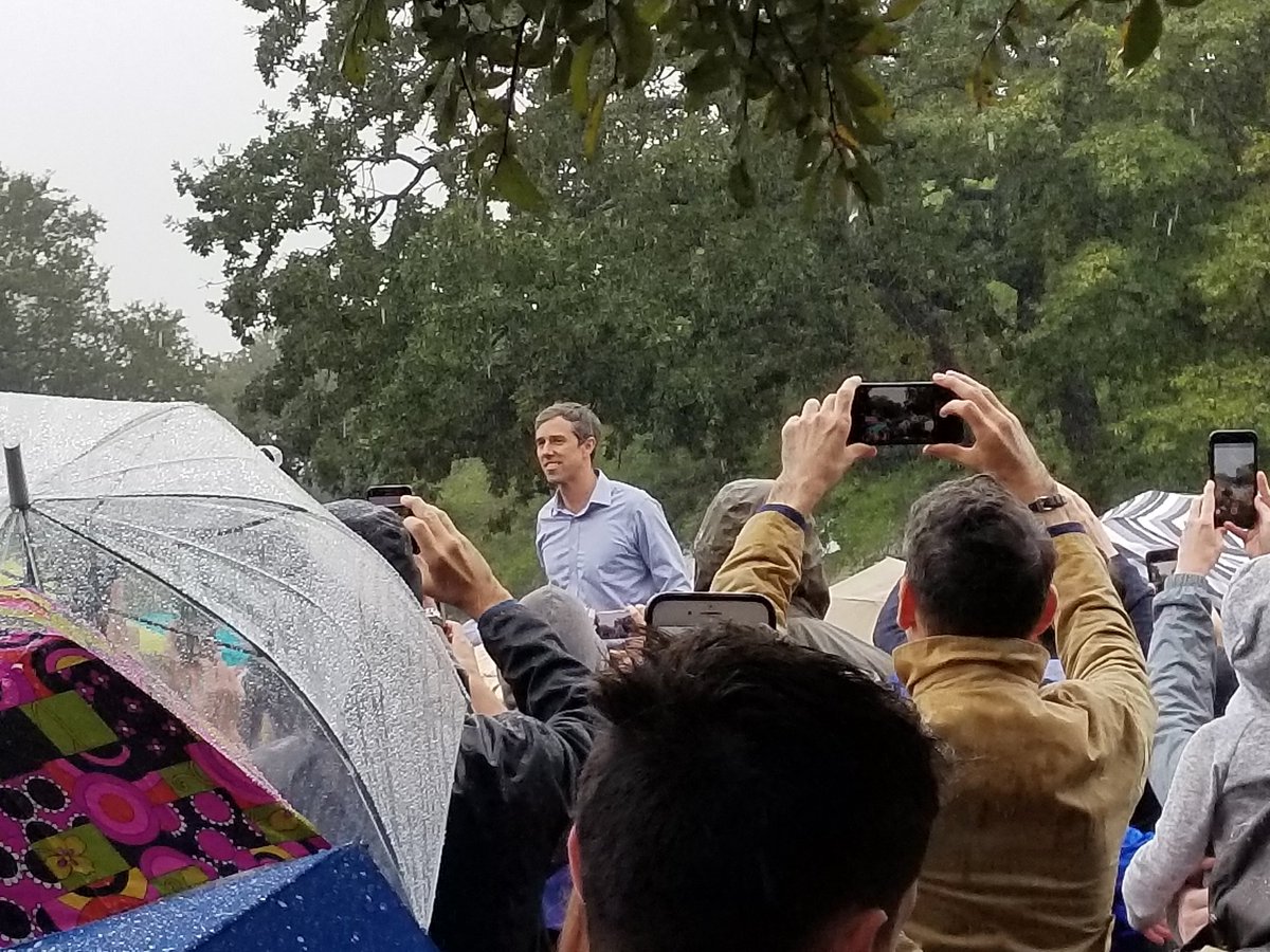 HarvMilkboneATX's tweet photo. I wouldn't let my daddy leave the house today without taking me to see @BetoORourke! 🐶❤

I went on the longest walkie ever in the rain to blockwoof for Beto and my down-ballot human friends, and cheer on all the voters! #ATX #NWATX #Wilco #DogsForBeto #BlueWave #MyTexasVotes https://t.co/uTnMzLVbLs