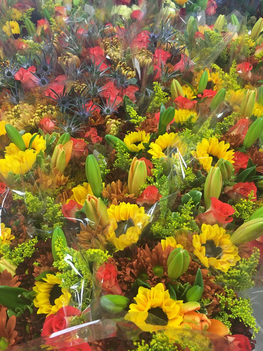 Our staff had a great time visiting the Metro Flower Market's grand opening this afternoon! @twinbrookfloral