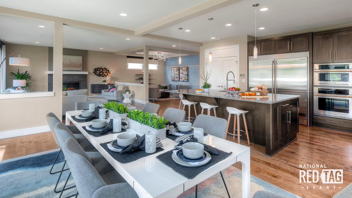 DRHorton's tweet photo. The #DRHRedTagEvent has a lot to offer, including your dream kitchen! https://t.co/Aj7eMiwVA8 https://t.co/QzUoCfx1Hw
