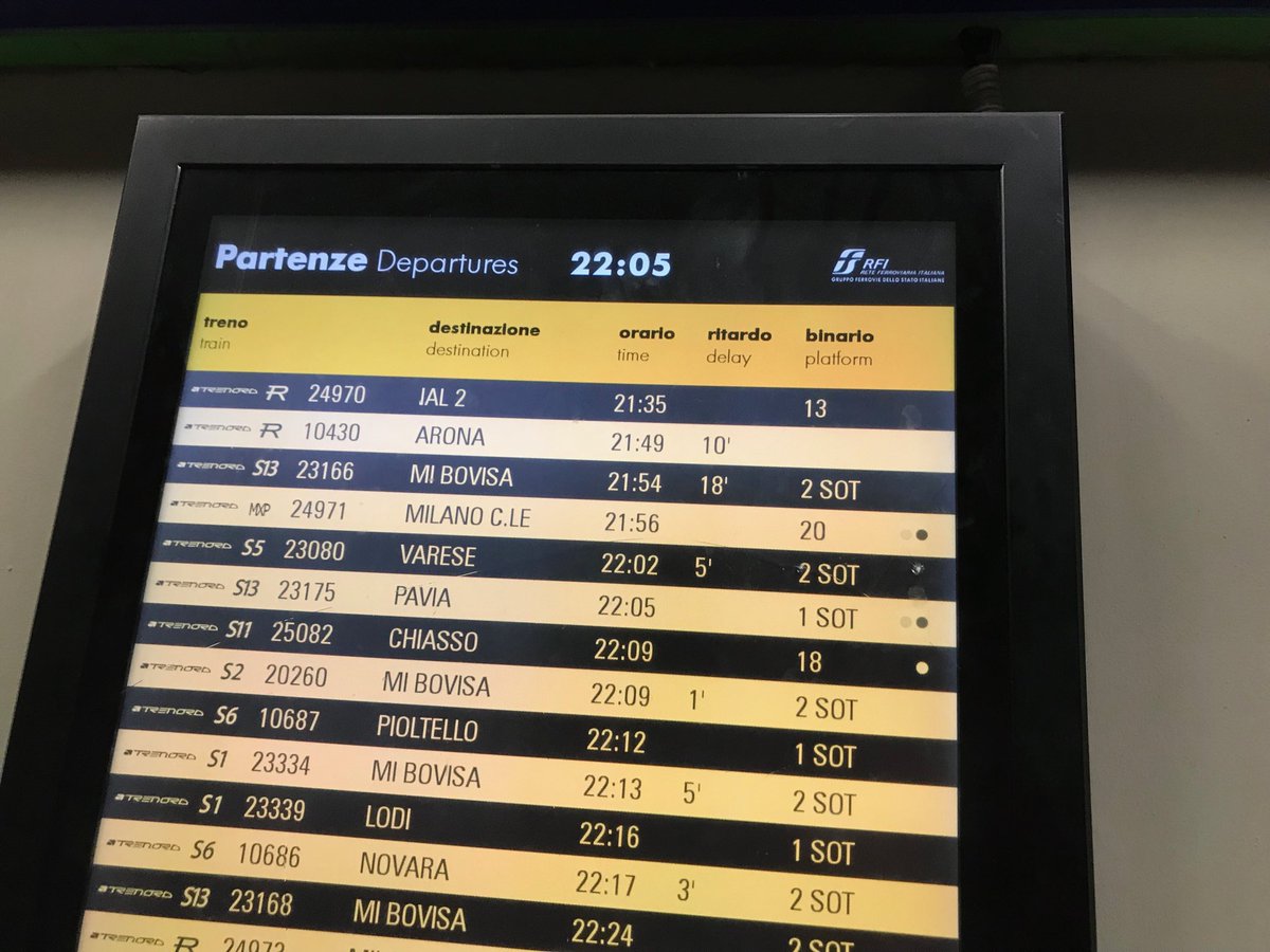 ⁦@Trenord_Press⁩ ⁦⁩ ⁦<a href="/fsnews_it/">FS News</a>⁩  Alle 22.05 un treno delle 21.49 è dato con 10’ di ritardo e senza binario! Così uno nell’attesa può perdere i possibili treni alternativi. Con la tecnologia a disposizione, vi dovete solo vergognare ⁦⁦<a href="/pendolaribusto/">Comitato PendolariBN</a>⁩