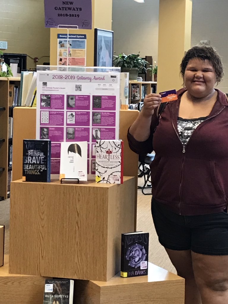LibrarianSommer's tweet image. Winner, Winner!!! Congrats Justice on your gift card &amp;amp; thanks for being a Gateway Reader! #SHSProud #SavageReaders @NWMASL @mog8way