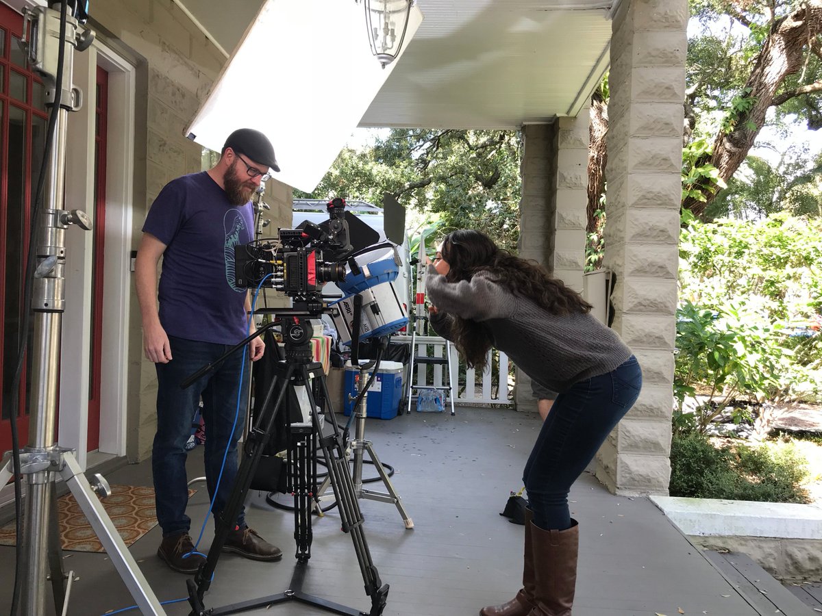 LevelTalentGrp's tweet photo. Our beautiful Shaniah on set again! We just love booking our little superstar! #LevelTalentGroup #TeamLevel #Booked #OnSet https://t.co/MLnTLKaek3