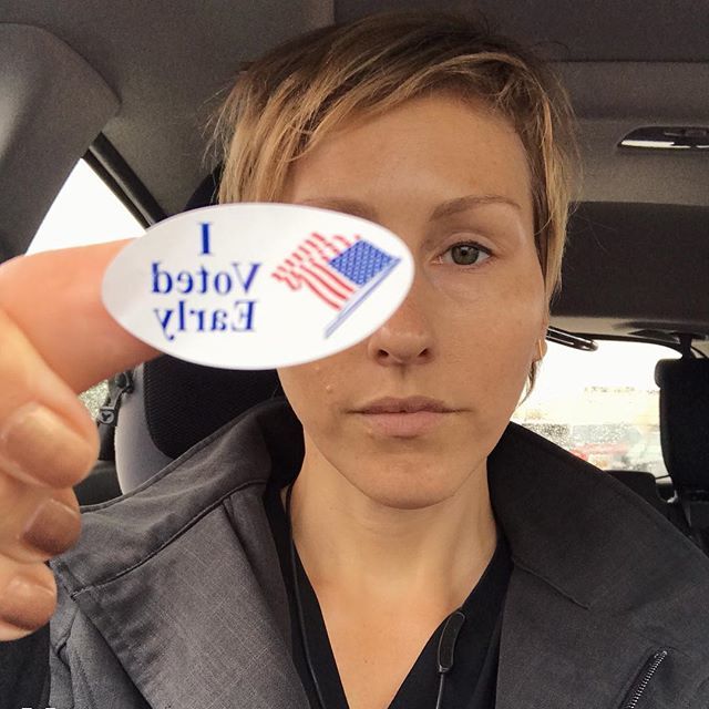 jolynjanis's tweet photo. 🇺🇸✔️ #earlyvoting2018 #earlyvoting #govote #getasticker https://t.co/7a9wA92SEK https://t.co/VIHGjiycK4