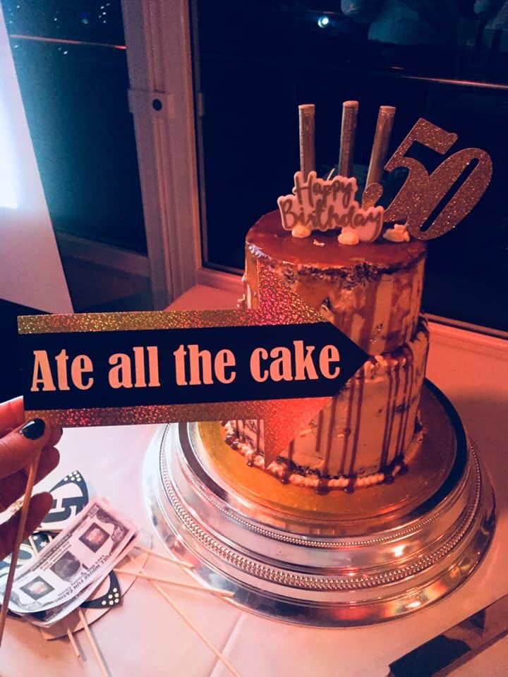 yummystuff_blog's tweet photo. New house, new mixer, new cake! Sticky toffee pudding cake with Swiss meringue buttercream and sticky toffee sauce. Just received a second order, must have been good 😜😋🎉 #seminaked #celebrations https://t.co/d6BF5Op04n