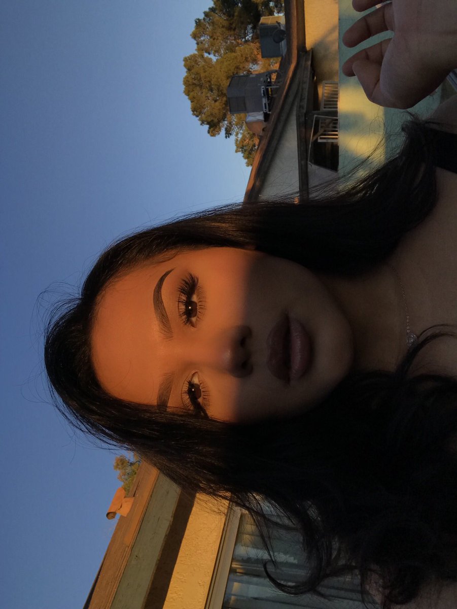 yummileth's tweet photo. Sunsets never fail me 🌞 https://t.co/di4i0XxCTK
