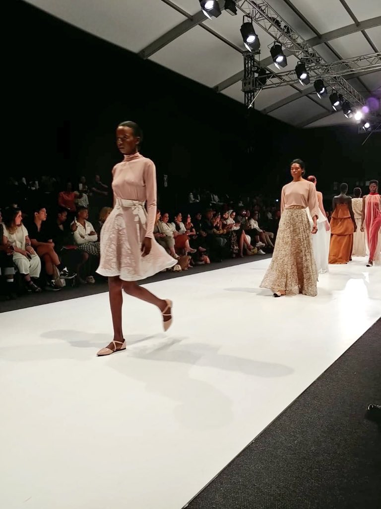 AppletiserZA's tweet photo. The attention to detail in this collection by @ShaaziaAdam - simply breathtaking 💚 🔥

#SAFW21 #CrownSAFW18 #AW19 https://t.co/qmX8jO3STt