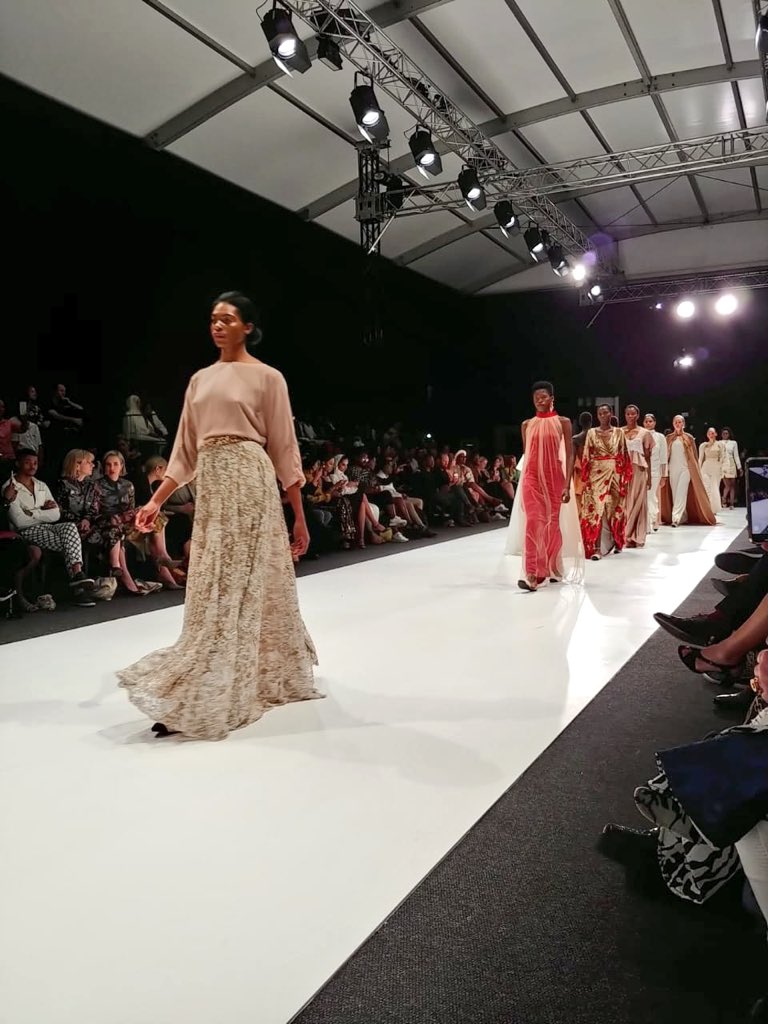 AppletiserZA's tweet photo. The attention to detail in this collection by @ShaaziaAdam - simply breathtaking 💚 🔥

#SAFW21 #CrownSAFW18 #AW19 https://t.co/qmX8jO3STt