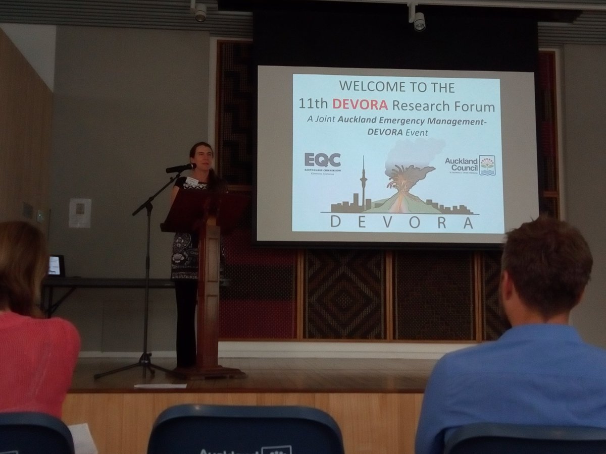 JenniLHopkins's tweet photo. Jan Lindsay introduces the 11th annual #DEVORA research forum, with thanks to @lavabombs and team for organisation #Conference #aucklandvolcanicfield https://t.co/WdjQELreOV