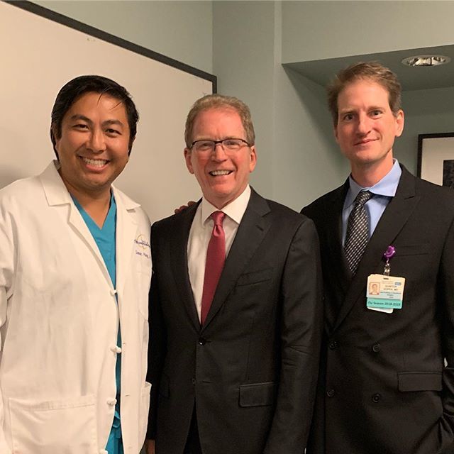 IsaacYangMD's tweet photo. Having #lunch with @stanford.med Dean @lloydbminor (#discoverer of #sscd #superiorcanaldehiscence ) And Dr. Gopen @uclahealth #uclaent #ucla #uclaneurosurgery @uclaneurosurgery @dgsomucla #awesome #lunch #whatanhonor #honored #delighted #blessed #gratefu… https://t.co/0ZhaMkDjIf https://t.co/6J3V7n9aHx