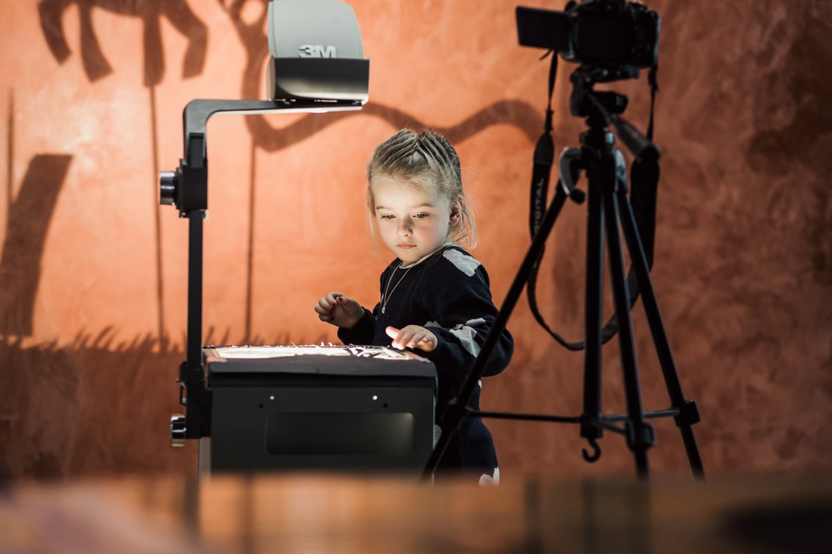 🎥🎬 Vandaag en morgen een speciale Lân fan taal kinderworkshop stop-motion animatiefilms maken op het <a href="/N_F_F/">Noordelijk Film Festival</a>! Gratis toegankelijk op Scheepsatelier Eestroom (wel even ticket halen bij de kassa in De Harmonie!)

Check: noordelijkfilmfestival.nl/films/film-i-l…
#filmilabnoords #lanfantaal #nff39