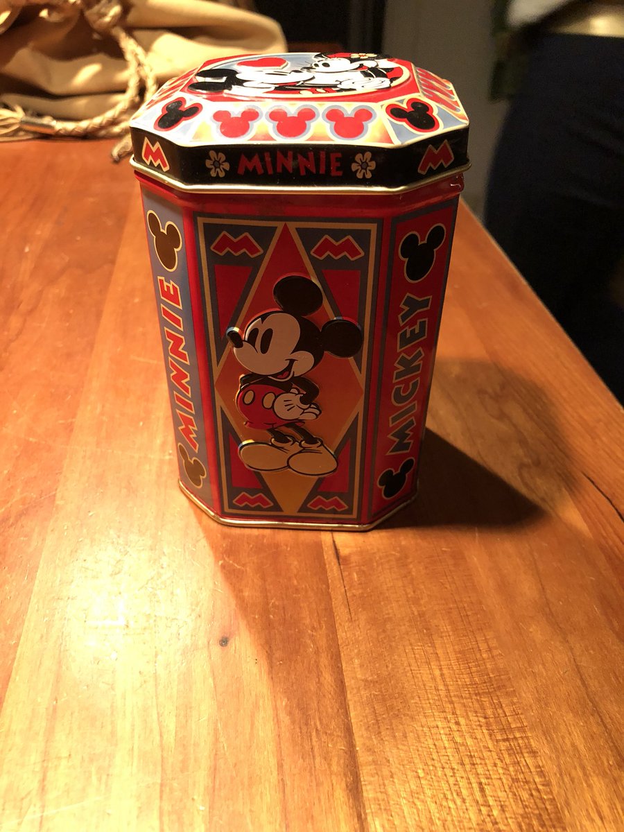 Bil stulen i Lindö igen. Är det så här vi ska skydda våra bilar? I en plåtburk. <a href="/MercedesBenz/">Mercedes-Benz</a> <a href="/MercedesAMG/">Mercedes-AMG</a>