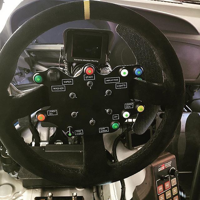 Kristof Pitteljon on Twitter to otttanak’s office for Rally