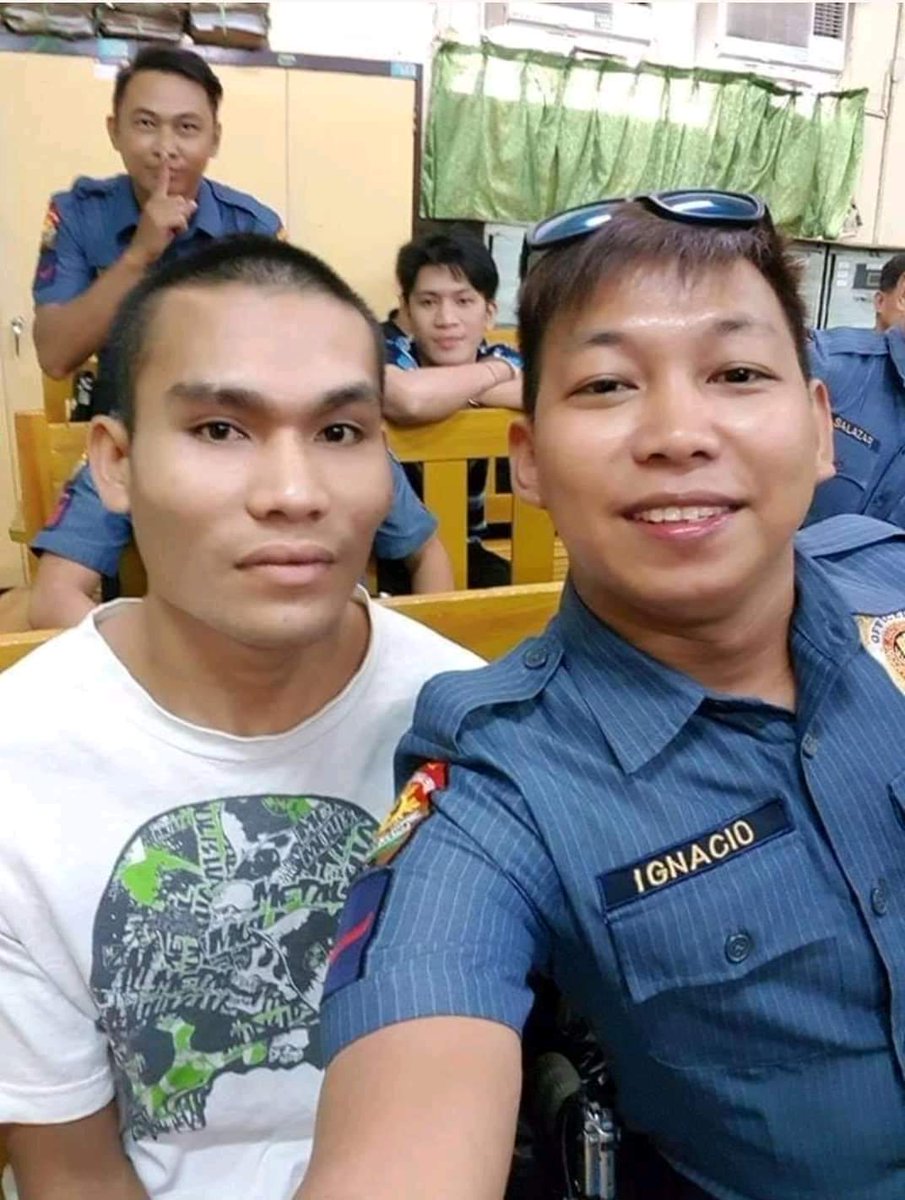 NorthBasas's tweet photo. Kahibaw ba kaha ni siya nga ni viral iyang nawong. Hahaha https://t.co/ihOcNSFE33