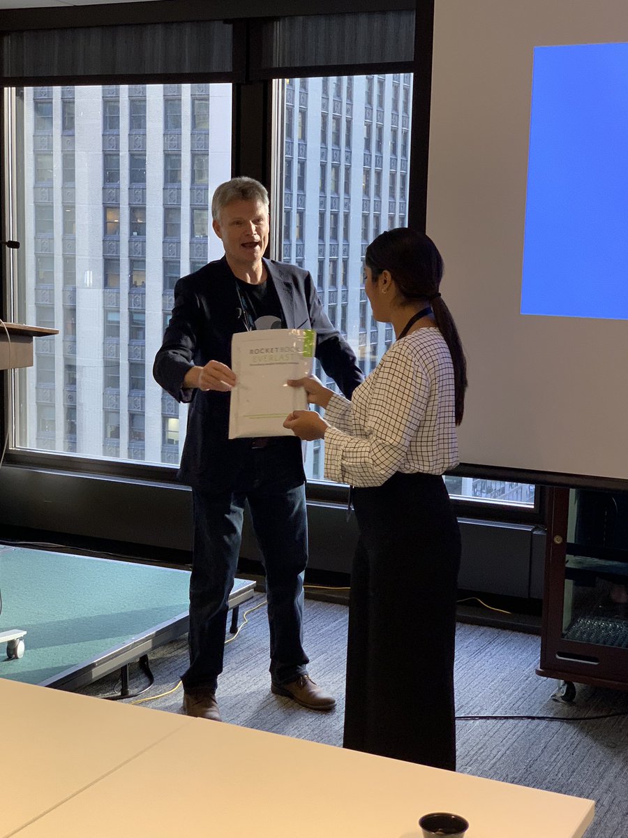 GetCrunchtime's tweet image. Congrats to Sarela Herrada of @cava for winning the #Control2018 rock, paper, scissors tournament!