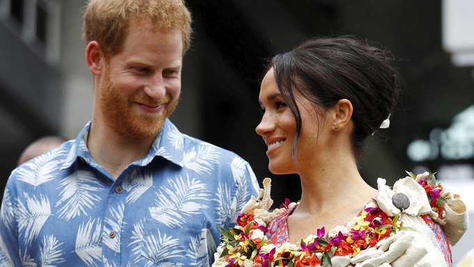 Prince Harry - Meghan Markle -  Duke and Duchess of Sussex - Discussion  - Page 27 DqTYDdIUwAAoZtV