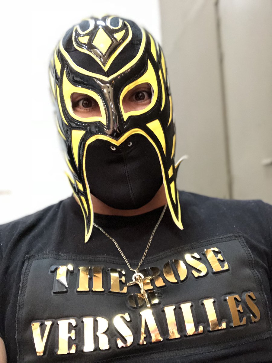 Esfinge_cmll's tweet photo. CMLL INFORMA #ONE_ATOSTYLE #VeniVidiVici #Apocochee🍷#BHN #FaraonQueRige⚜️ #LMVteam https://t.co/OGuShEwp1U @CMLL_OFICIAL @Arena_MX https://t.co/n3mxToEXFi