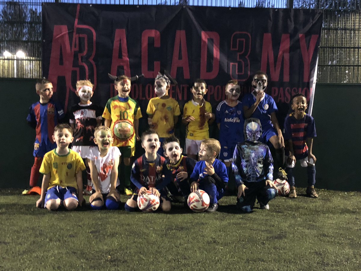 Academy3CDF's tweet photo. Fantastic evening tonight with the A3 family....
Some amazing memories made for kids and parents! Some adults enjoying dressing up more than the kids ๐ป ๐ ๐
#A3Family #HappyHalloween #SchoolHolidays #FunAndFootball https://t.co/ys43GaC3Ws