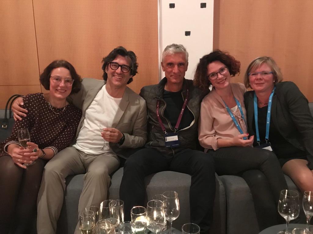 stock_sabine's tweet photo. @IAMCPWITGER @MSPartnerDE #MagicCorner inkl. Männer mit #Mut ein zauberhafter Abend mit tollen Gesprächen #dpk18 @night @franscha_social @ChrisBoesenberg und alle tollen Männer und Frauen #wirsindallegleich https://t.co/7z5bp3aHKG