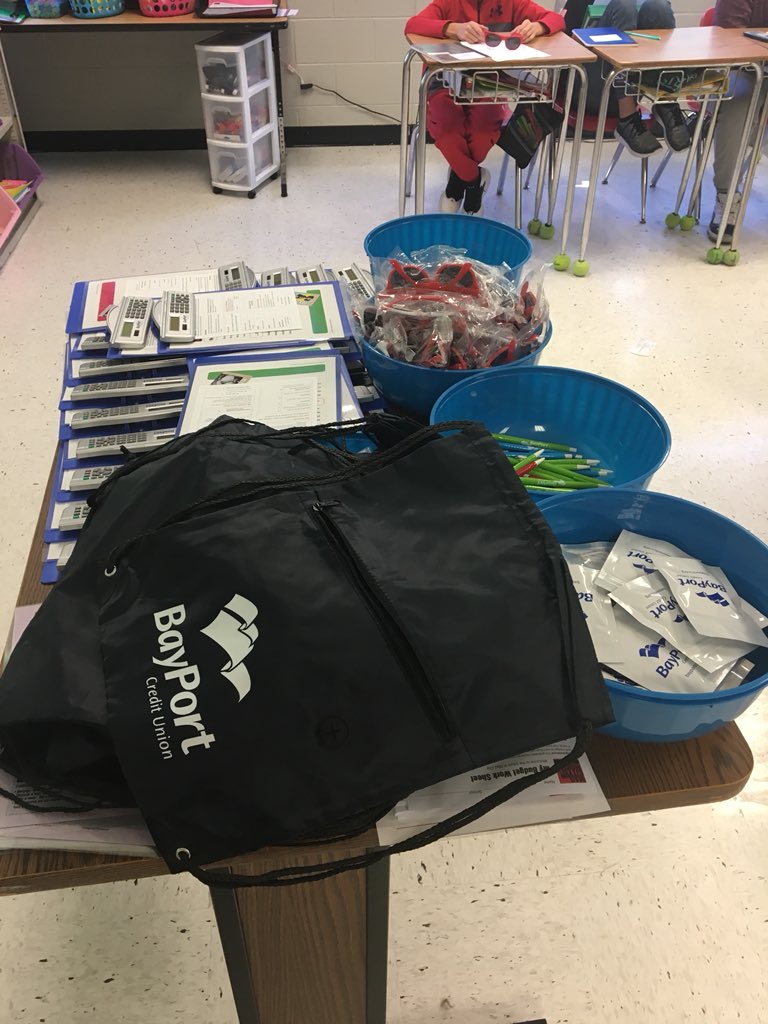 aleeGMSmath's tweet photo. Big thanks to Bayport Credit Union for visiting my class today and providing my students with a life applicable, engaging activity. https://t.co/9hg5MyOiRB