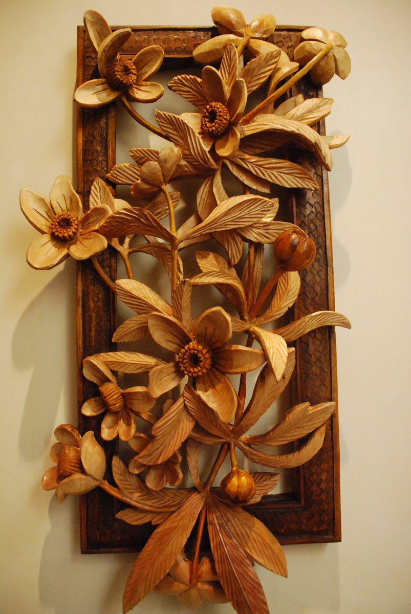 wrwassociation's tweet image. Four stunning through carvings by Ivan Dimitrov excellent work