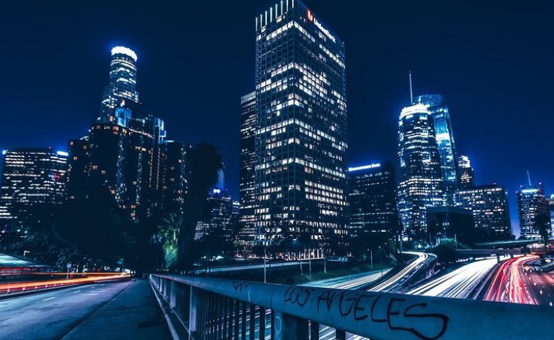 PublicDiplomacy's tweet photo. What can cities teach international actors and governments? Many are taking the lead in the digital space and framing global issues locally. Take a look at #CPDBlog piece by @AmiriSoh on innovative #CityDiplomacy technology. #DigitalFuturePD https://t.co/isqmjCI4O6 https://t.co/Jl4OIHUZDN