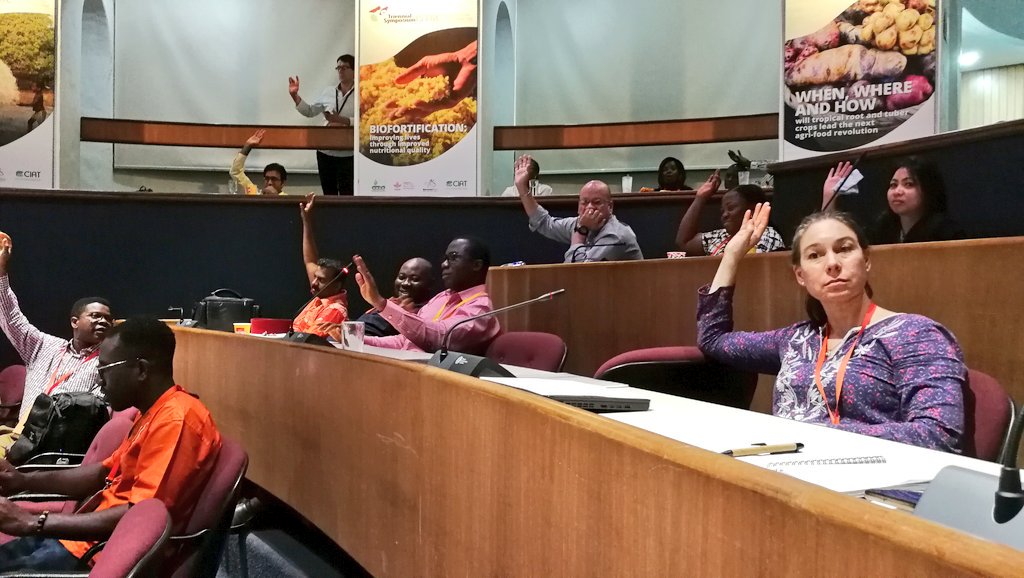 jamesplegg's tweet photo. ISTRC members from around the world show virtual unanimous agreement to add a strong clause to its constitution in support of DIVERSITY and EQUAL opportunity in ALL of its activities. #ISTRC2018 @IITA_CGIAR @CIAT @RTB_CGIAR @Cipotato 👏👏👏👏👏👏👏👏 https://t.co/urPoWtecyZ