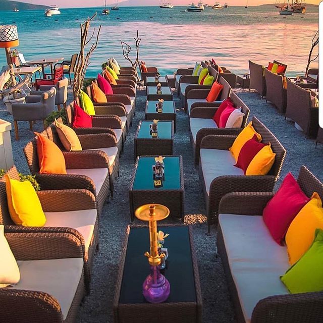 BonVivantGirl's tweet photo. I am ready for a vacation, who is coming with me?
.
Don't forget to take time for yourself!!!
.
#TheBVgirl #thebonvivantgirl #hungryforhappy #appetiteforlife #lovemylife #happylife #appetiteforlife #vacation #workhardplayhard #healthylifestyle #balancedlโฆ https://t.co/zn6nfoKlfQ https://t.co/tXv6ArOwsu